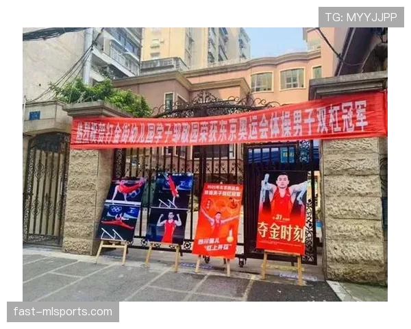 要是把邹敬园丢进生活类综艺，大家会先盯他银行卡还是作息表？